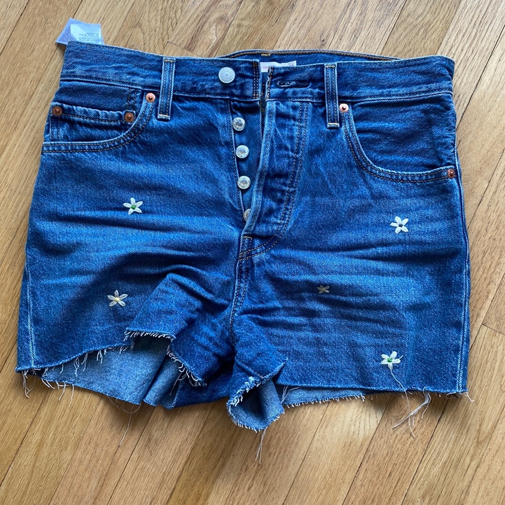 Levi’s flower high waist short 28